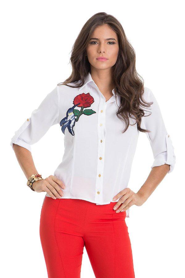 CAMISA CON BORDADO