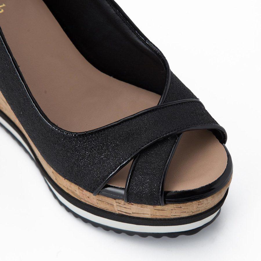 SANDALIA PLATAFORMA CON DETALLE