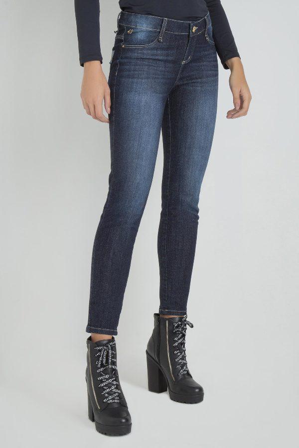 PANTALÓN SKINNY CON BORDADO
