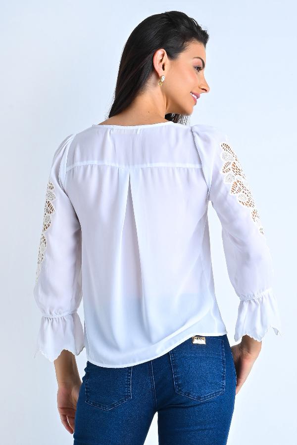 CAMISA CON MANGAS BORDADAS