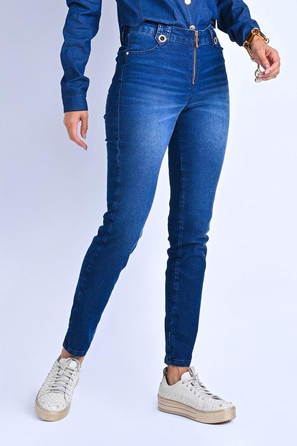 PANTALON CON ILHOS