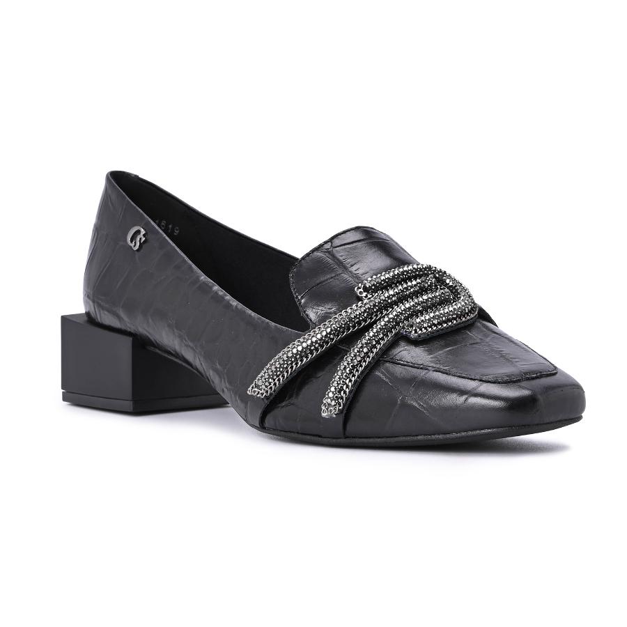 LOAFER
