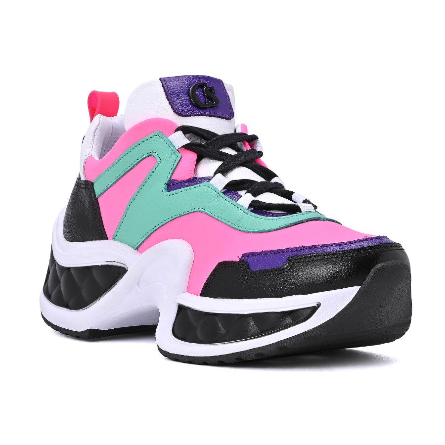 SNEAKER