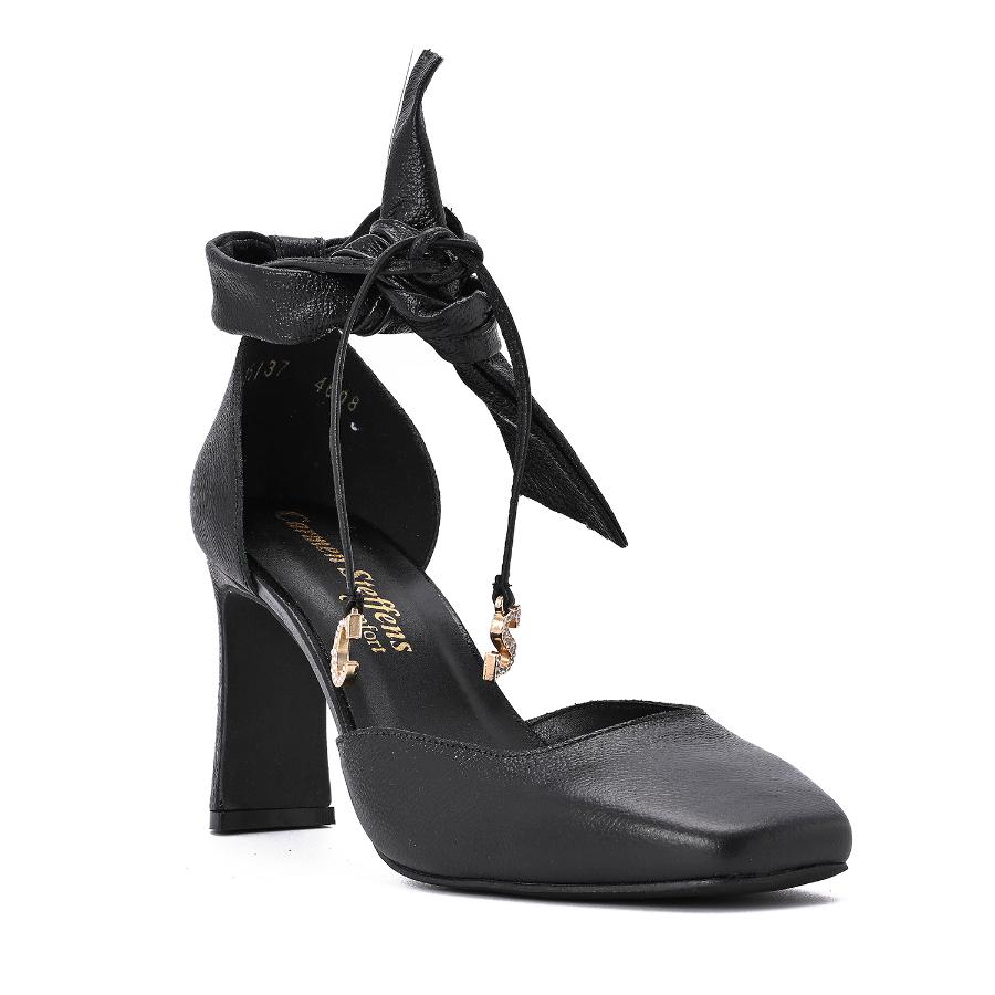STILETTO