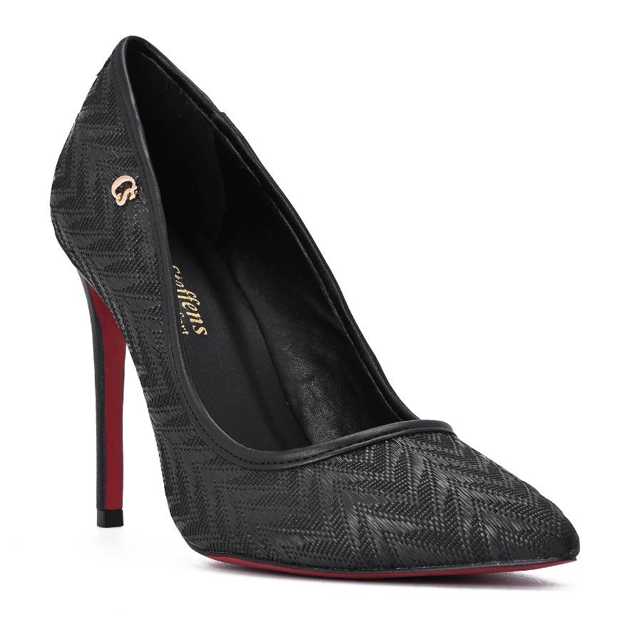 STILETTO