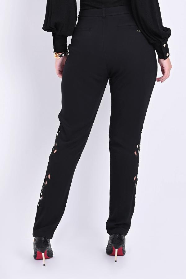 PANTALÓN MOM SASTRERÍA CON BORDADOS