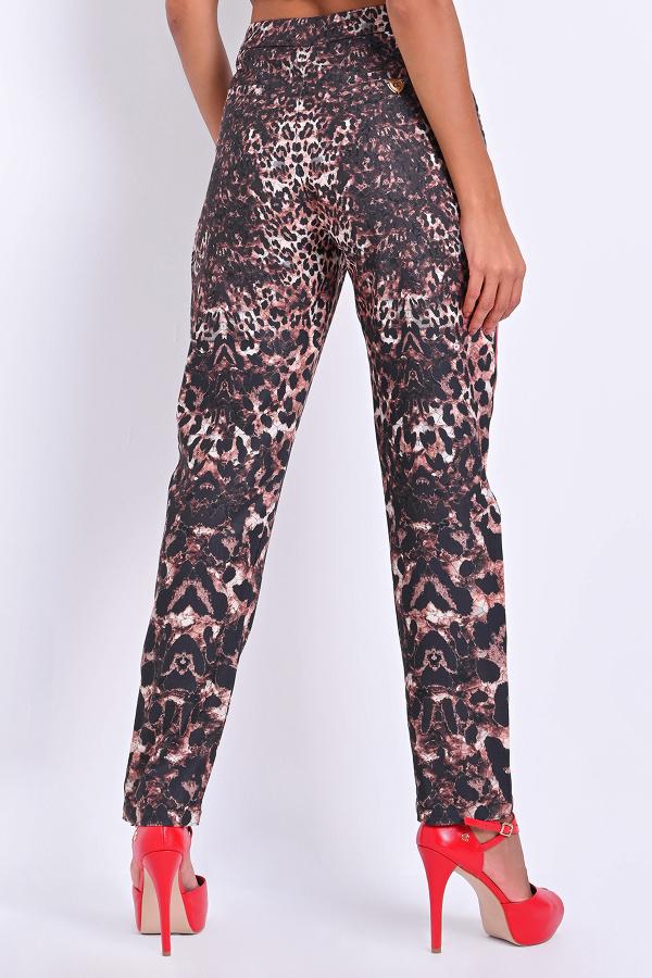 PANTALON CON BOLSILLO EMBUTIDO