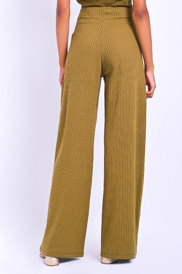 PANTALÓN ANCHO CON BOLSILLO FRANCÉS