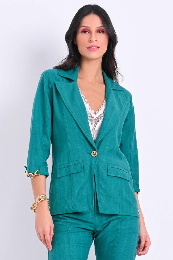 BLAZER CON METAL EN LAS MANGAS