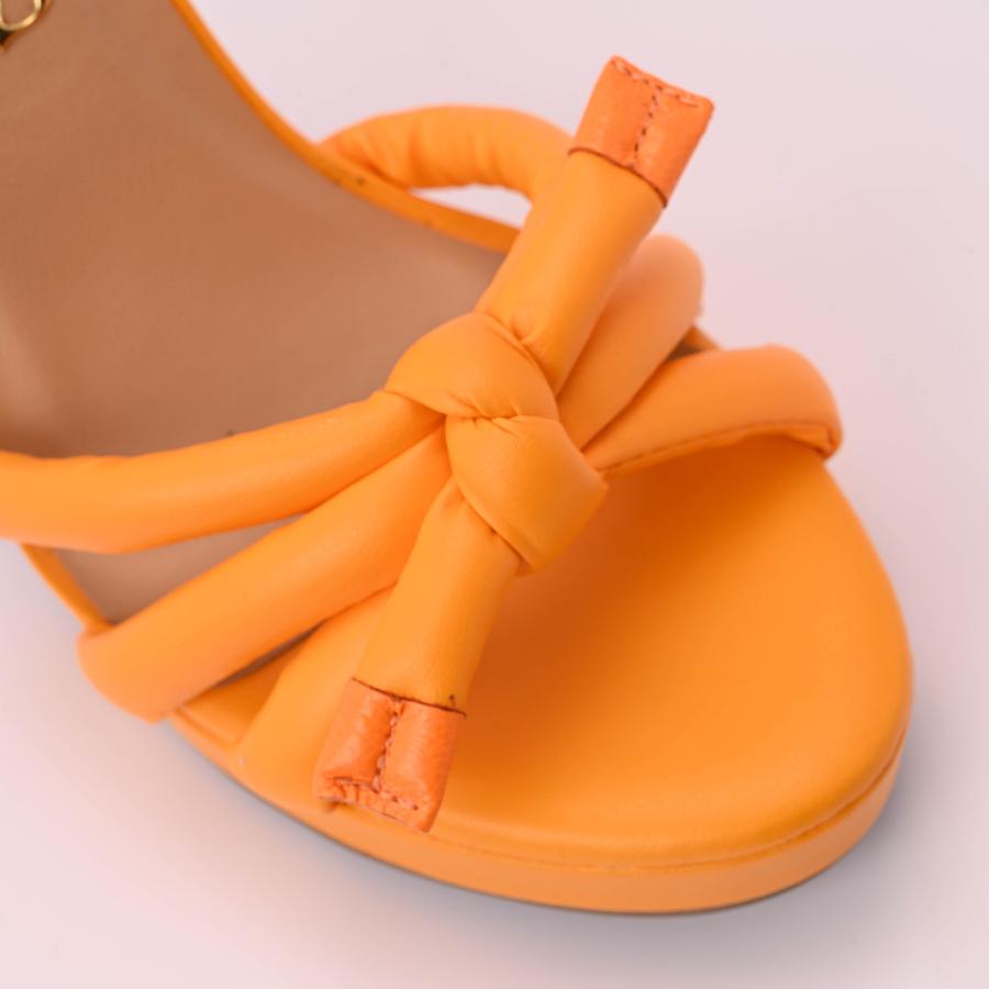 SANDALIA