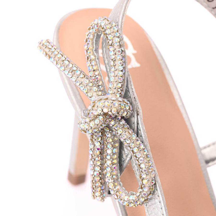 STILETTO