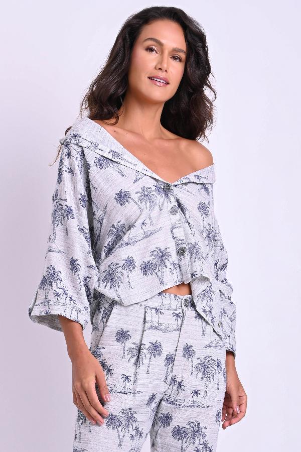 CAMISA AMPLIA TEJIDO PINTADO A MANO