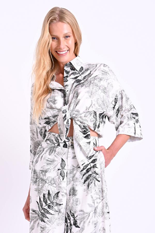 CAMISA AMPLIA TEJIDO PINTADO A MANO