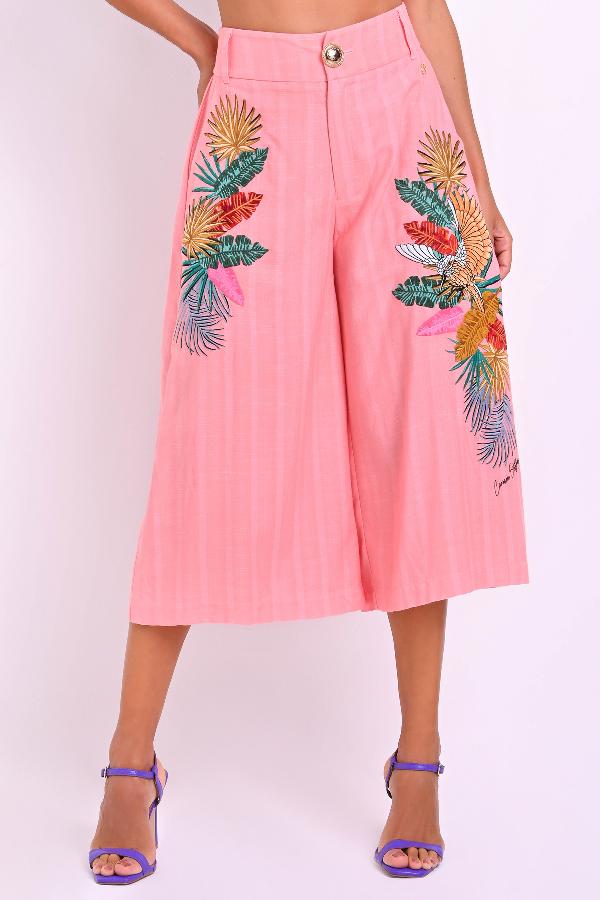 PANTALON CON BORDADO