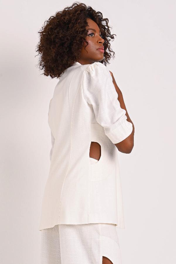 BLAZER CON ABERTURA EN LATERAL