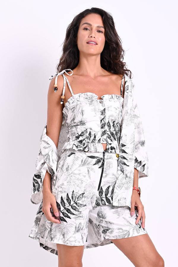 CHAQUETA CON PEDRERIA