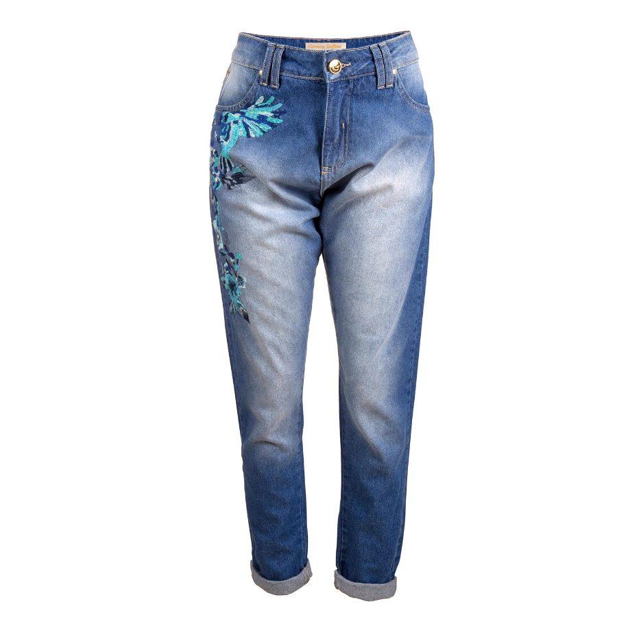 PANTALÓN BOYFRIEND CON BORDADO