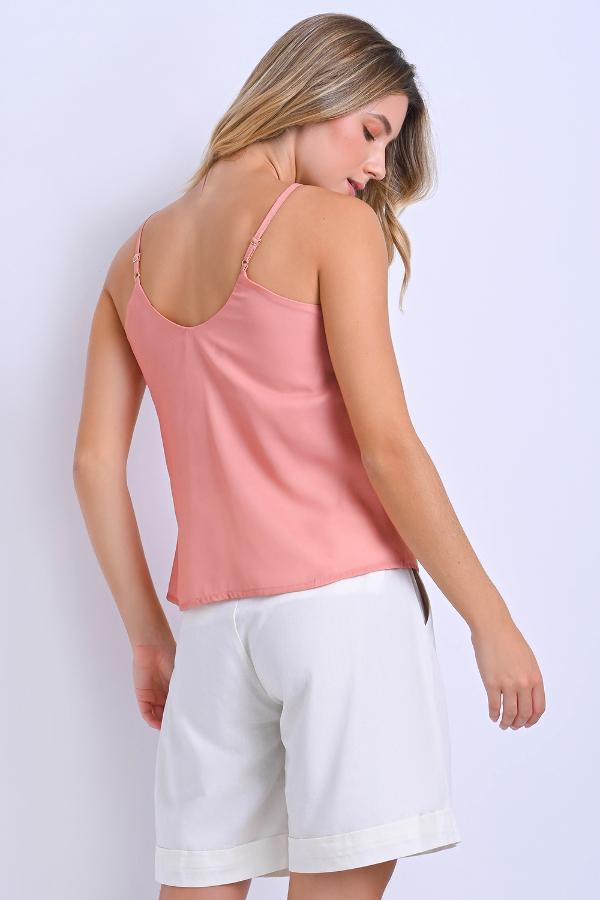 REGATA CON DETALLE BORDADO