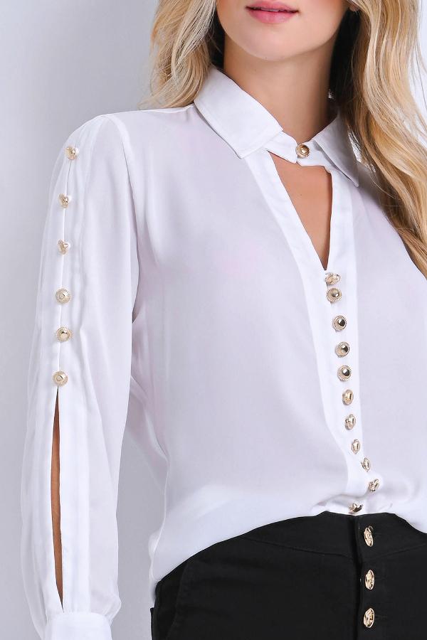 CAMISA CON APERTURA Y BOTONES MANGA