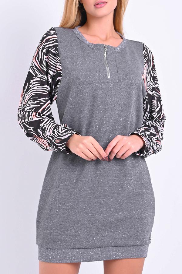 VESTIDO CON ESCOTE DIFERENCIADO