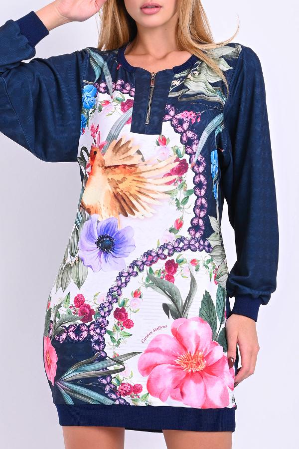 VESTIDO CON ESCOTE DIFERENCIADO
