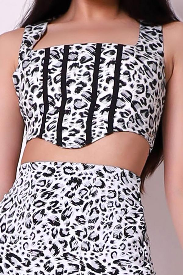 CROPPED CON APLIQUES