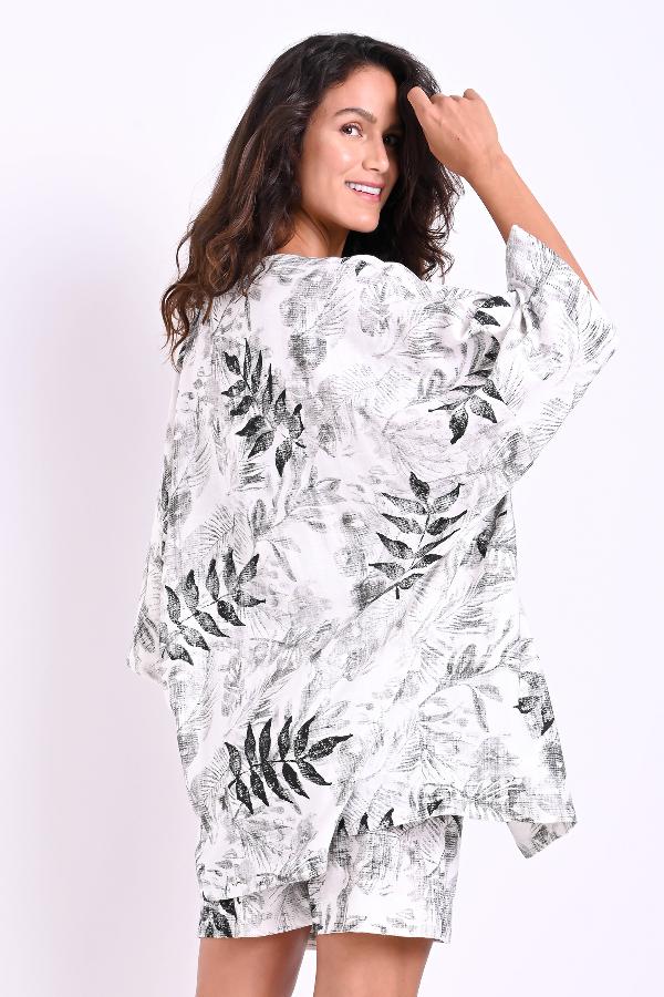 CHAQUETA CON PEDRERIA